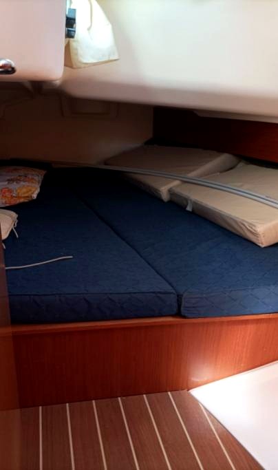 Sun Fast 37 – cabina interna